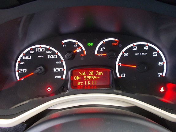 Ford Ka 9 of 17