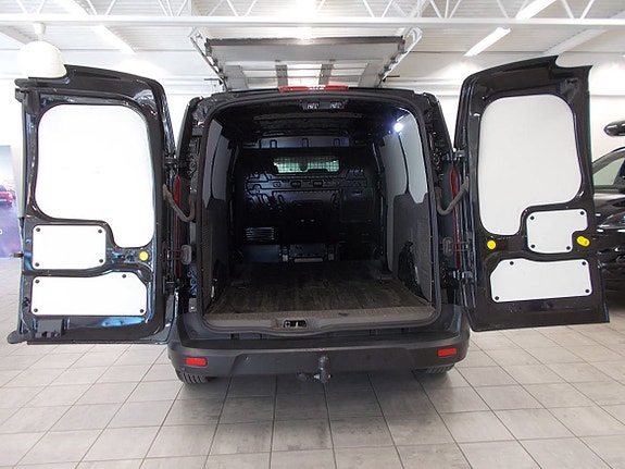 Ford Transit Connect 21 of 24