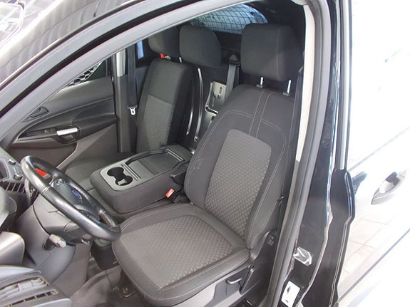 Ford Transit Connect 7 of 24