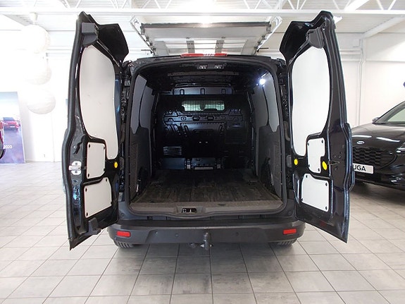 Ford Transit Connect 20 of 24