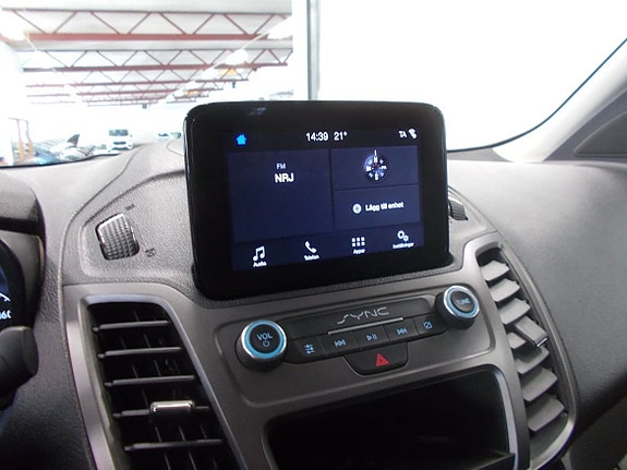 Ford Transit Connect 12 of 24