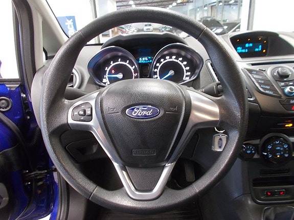 Ford Fiesta 7 of 19