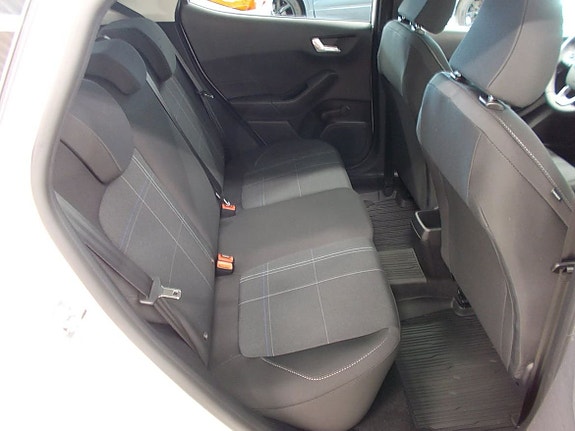 Ford Fiesta 15 of 20