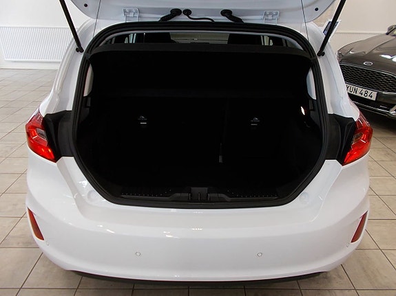 Ford Fiesta 17 of 20