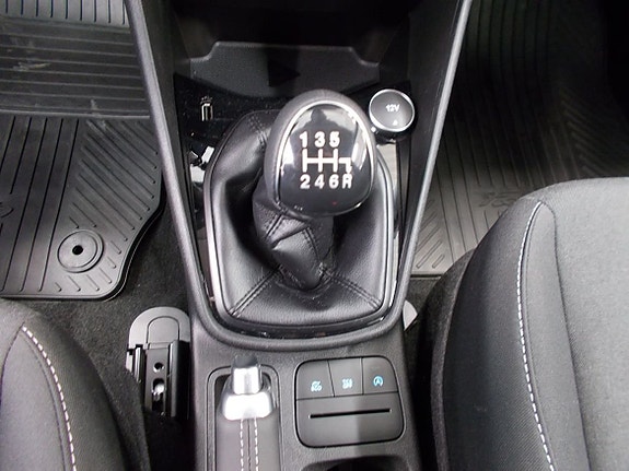 Ford Fiesta 12 of 20