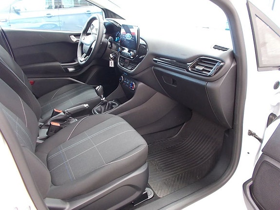 Ford Fiesta 13 of 20
