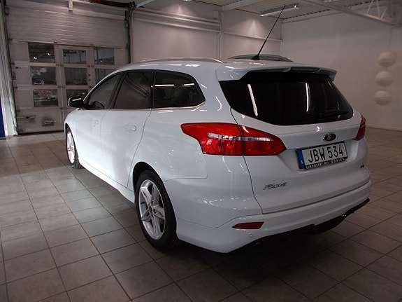 Ford Focus 4 of 5