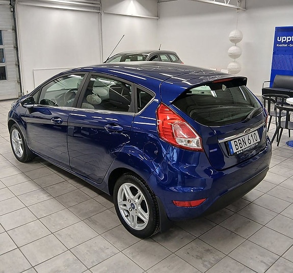 Ford Fiesta 3 of 5