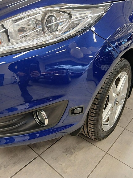 Ford Fiesta 19 of 22