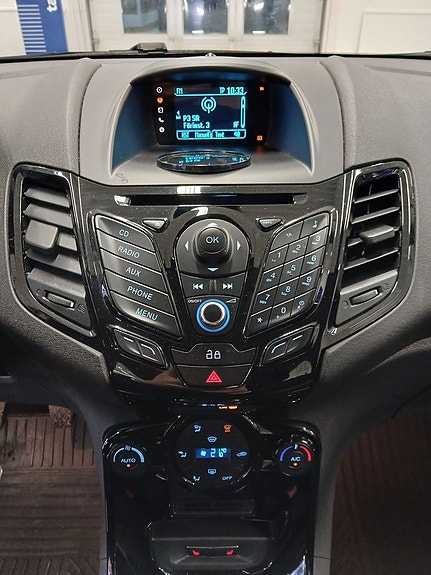 Ford Fiesta 12 of 22