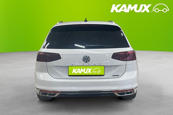 Volkswagen Passat 5 of 5
