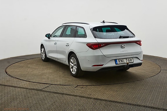Seat Leon 2 of 5