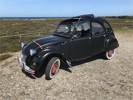 Citroen 2CV 2 of 7