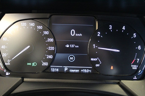 BMW 118d 13 of 14