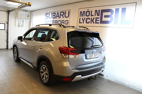 Subaru Forester 2 of 5
