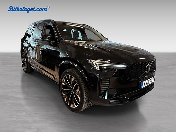 Volvo XC90 4 of 28