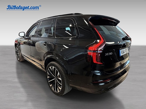 Volvo XC90 11 of 28