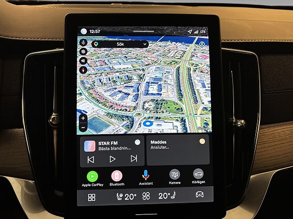 Volvo XC90 24 of 28