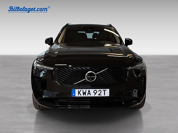Volvo XC90 7 of 28