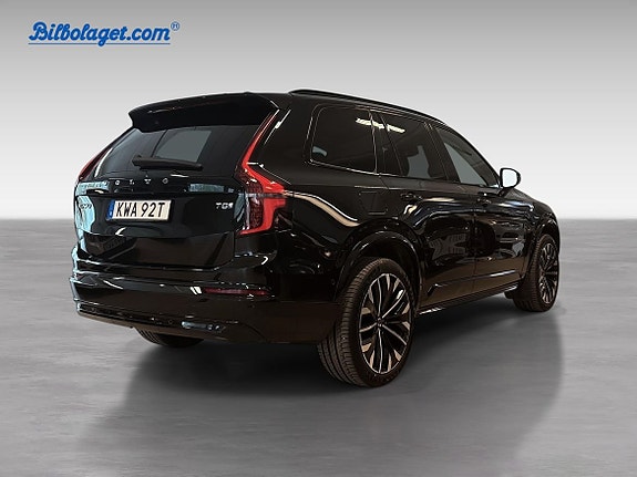 Volvo XC90 8 of 28