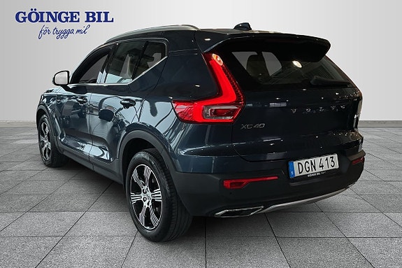 Volvo XC40 6 of 18