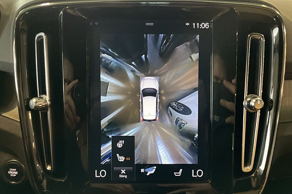 Volvo XC40 13 of 18
