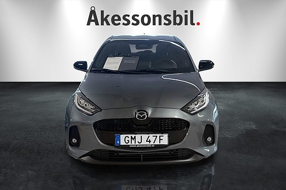 Mazda 2 2 of 8