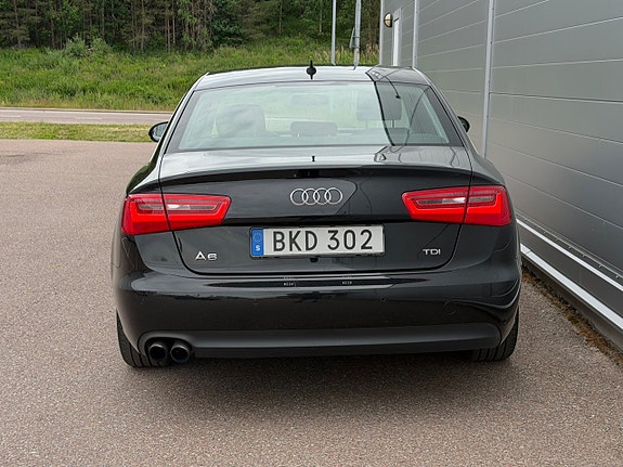 Audi A6 4 of 5
