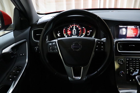 Volvo V60 16 of 28