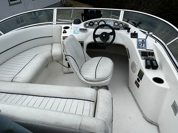 Bayliner 2858 Cierra Flybridge 3 of 10