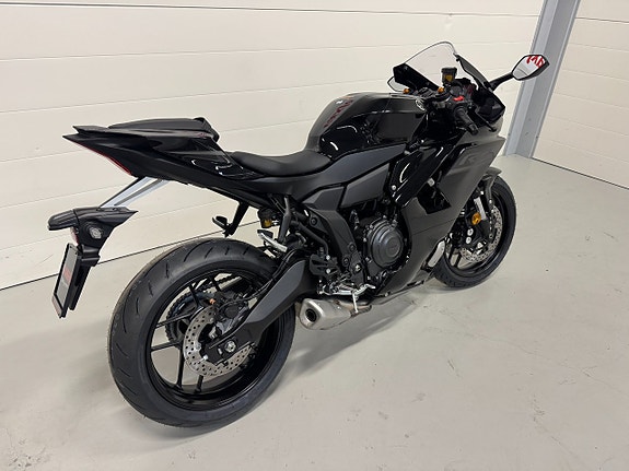 Yamaha R7 *Finns för leverans* 4 of 7