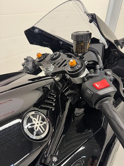 Yamaha R7 *Finns för leverans* 5 of 7