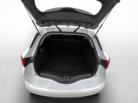 Renault Megane 24 of 30