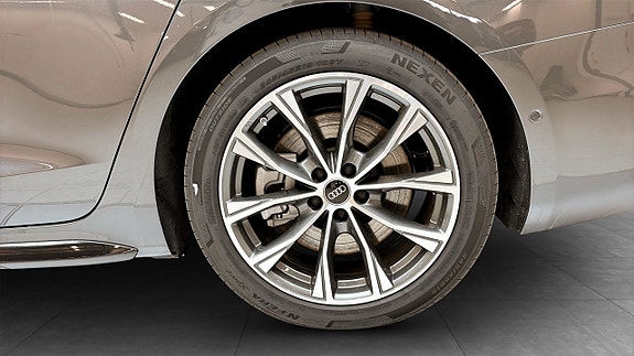 Audi A6 6 of 18
