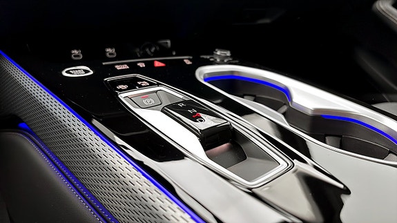 Audi A6 14 of 17