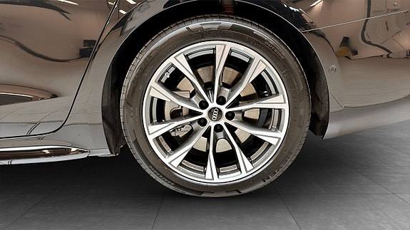 Audi A6 6 of 17