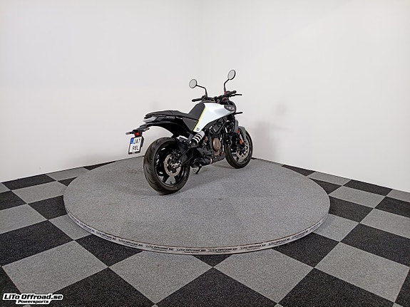 Husqvarna VITPILEN 401 5 of 5