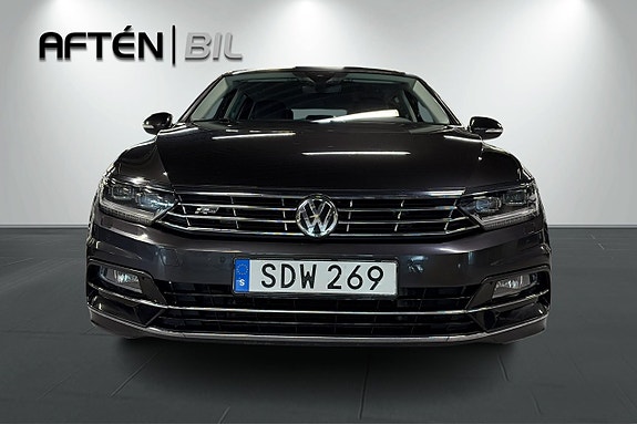 Volkswagen Passat 3 of 5