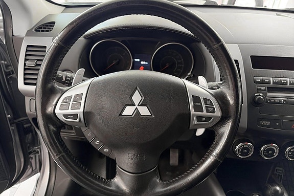 Mitsubishi Outlander 16 of 18