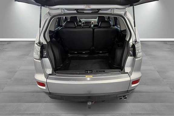 Mitsubishi Outlander 12 of 18