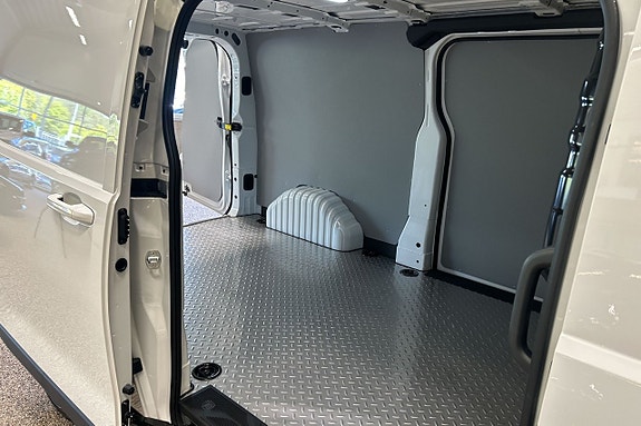 Maxus Deliver 7 8 of 11