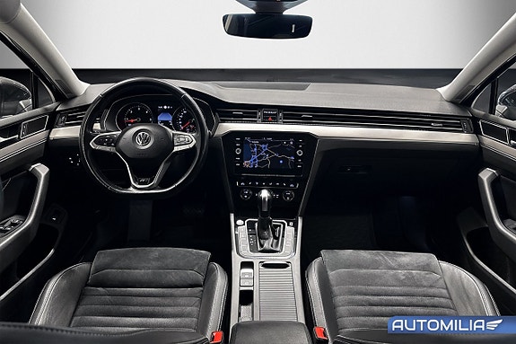 Volkswagen Passat 12 of 19
