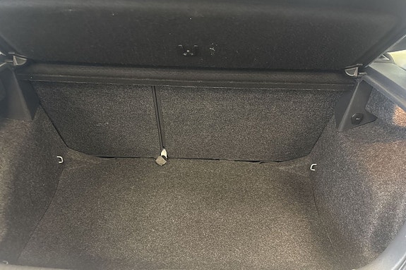 Volkswagen Polo 15 of 18