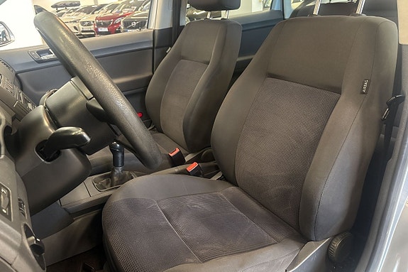 Volkswagen Polo 10 of 18