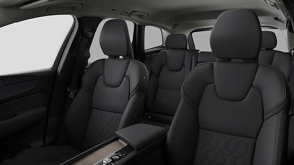 Volvo XC60 26 of 30