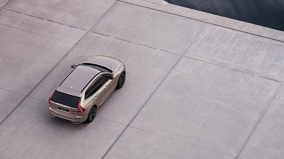 Volvo XC60 16 of 30