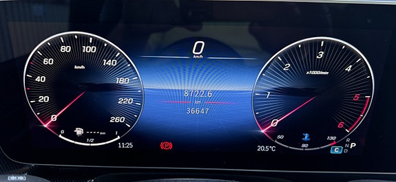 Mercedes-Benz V220 17 of 18
