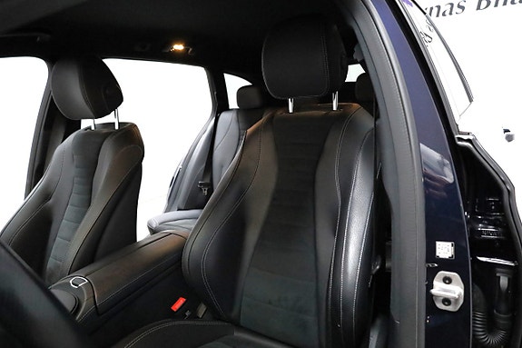 Mercedes-Benz E300 13 of 27