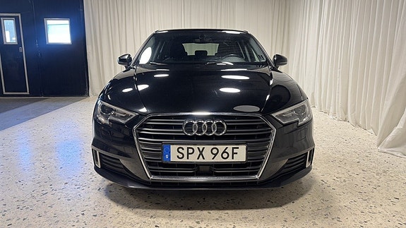 Audi A3 3 of 5