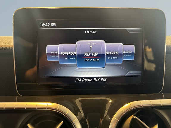Mercedes-Benz X250 d 11 of 18